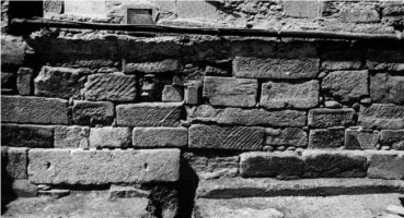 Les murailles urbains au cours de l'Antiquité : une étude comparée entre Cordoue, Itálica et Genève